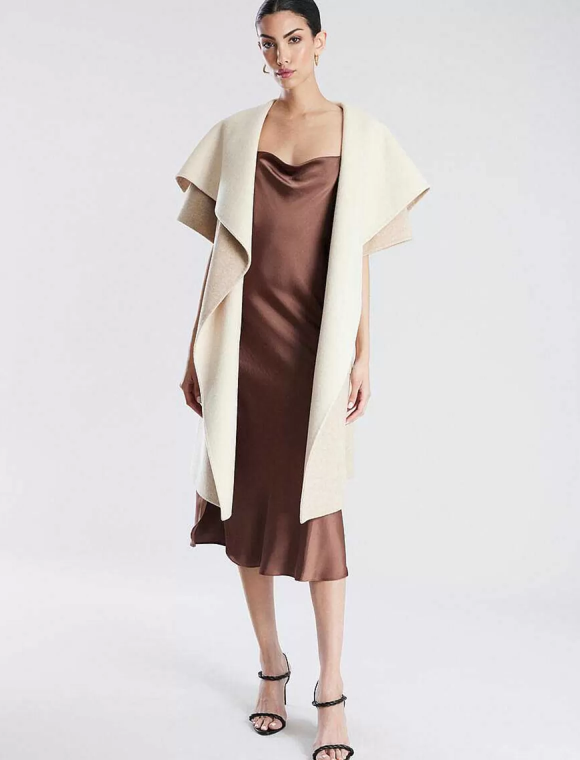 BCBGMAXAZRIA Oversize Wool Shelter Cut Sleeve Sale