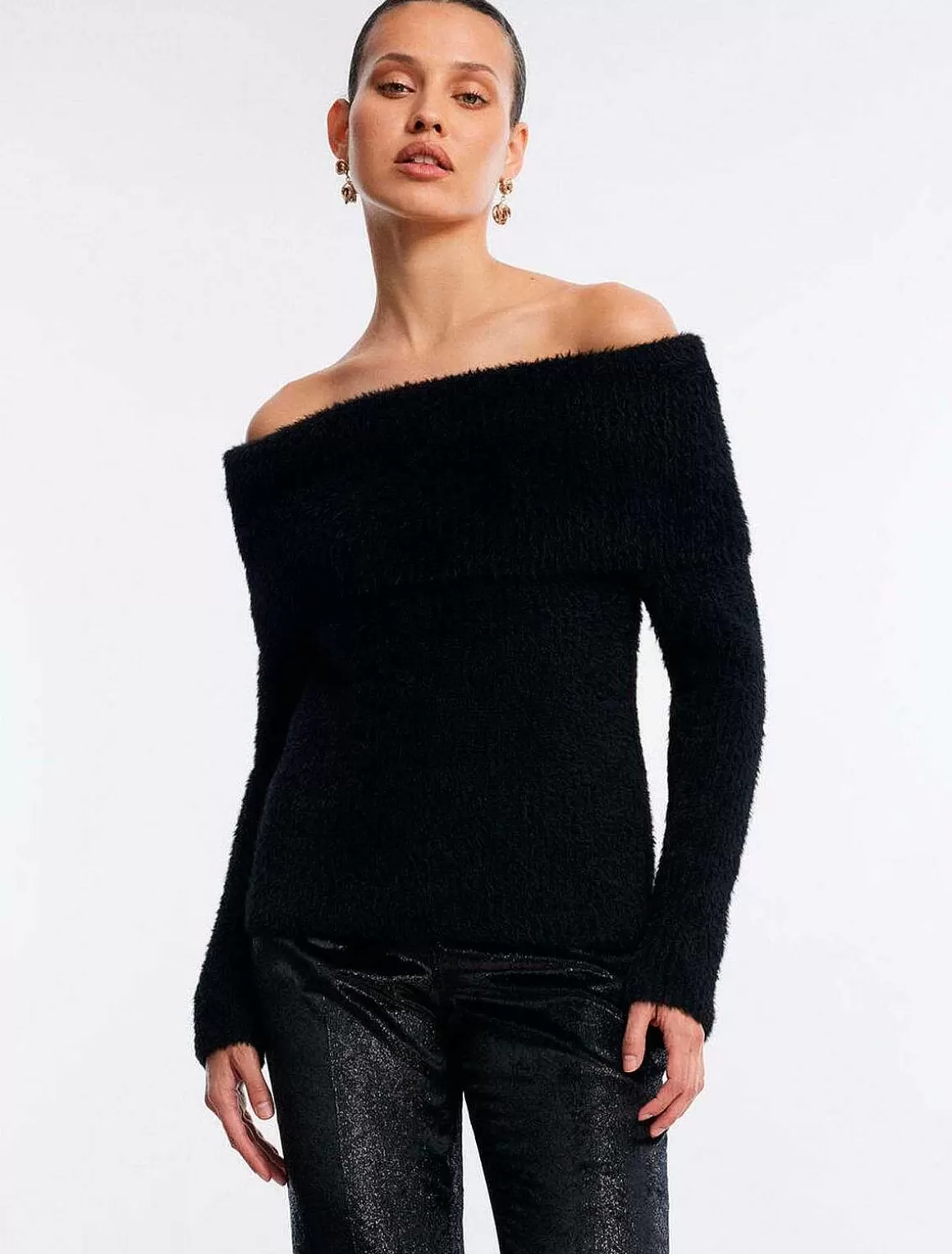 BCBGMAXAZRIA Pullover Sweater Hombros Descubiertos Shop